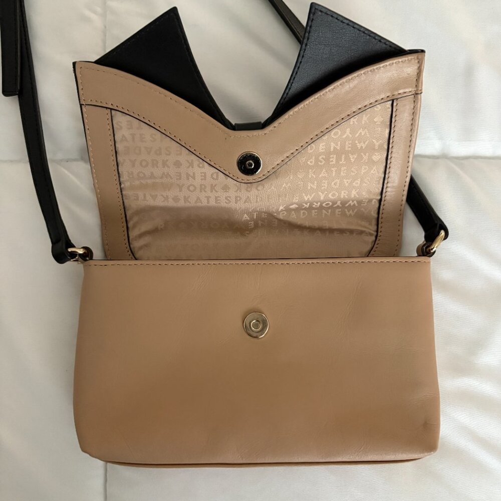 Kate Spade Hanover Street Aster Crossbody Bag Beige Black Bow Tumblr-Era Retro - Picture 8 of 10